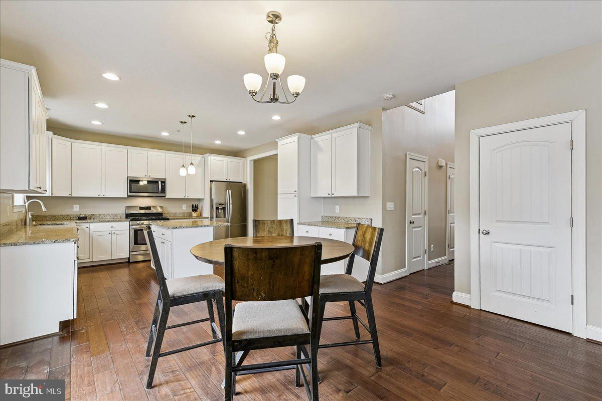 GUM SPRING FARMS - Residential