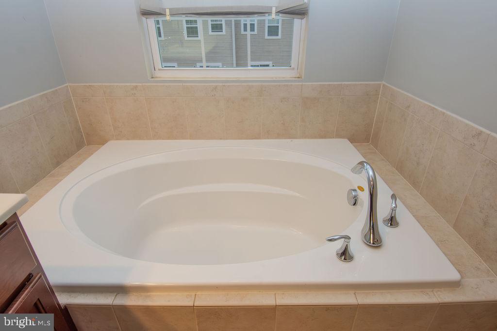 BRYANS GREEN - Residential