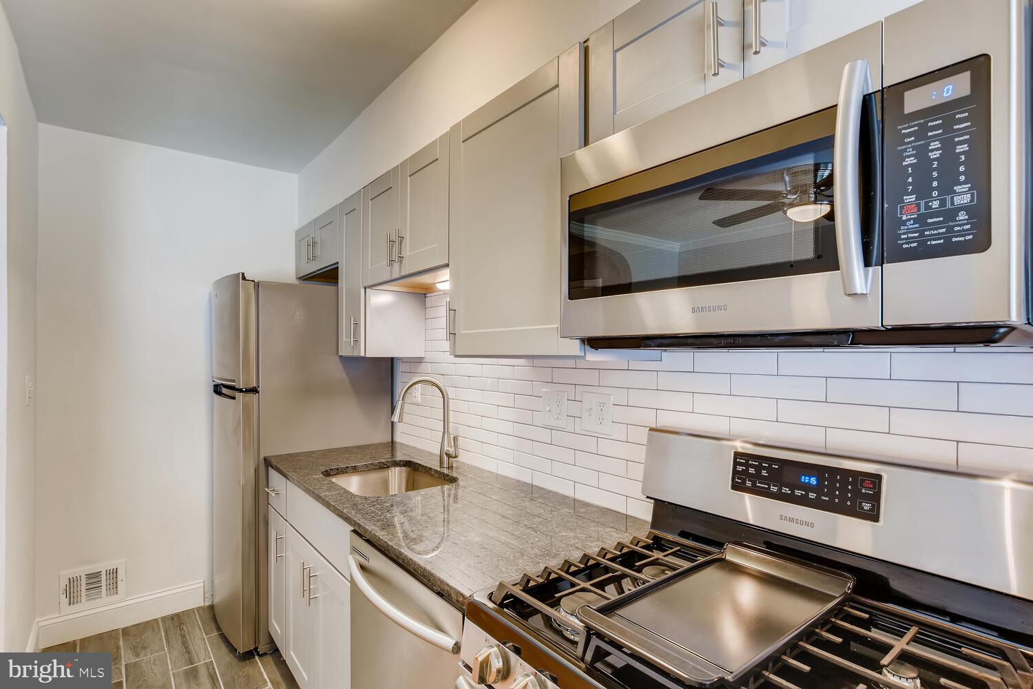 BAYVIEW - Residential