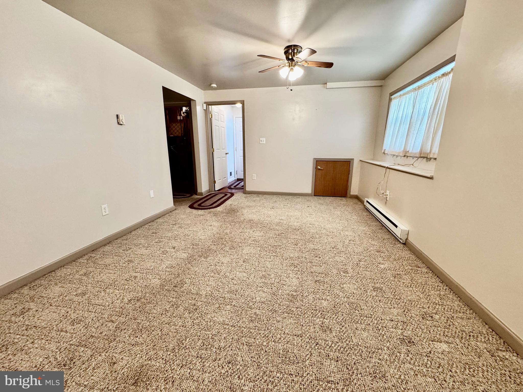 RIDGEFIELD - Residential