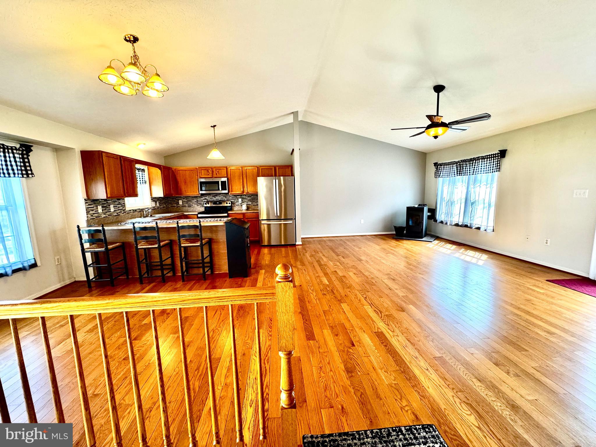 RIDGEFIELD - Residential