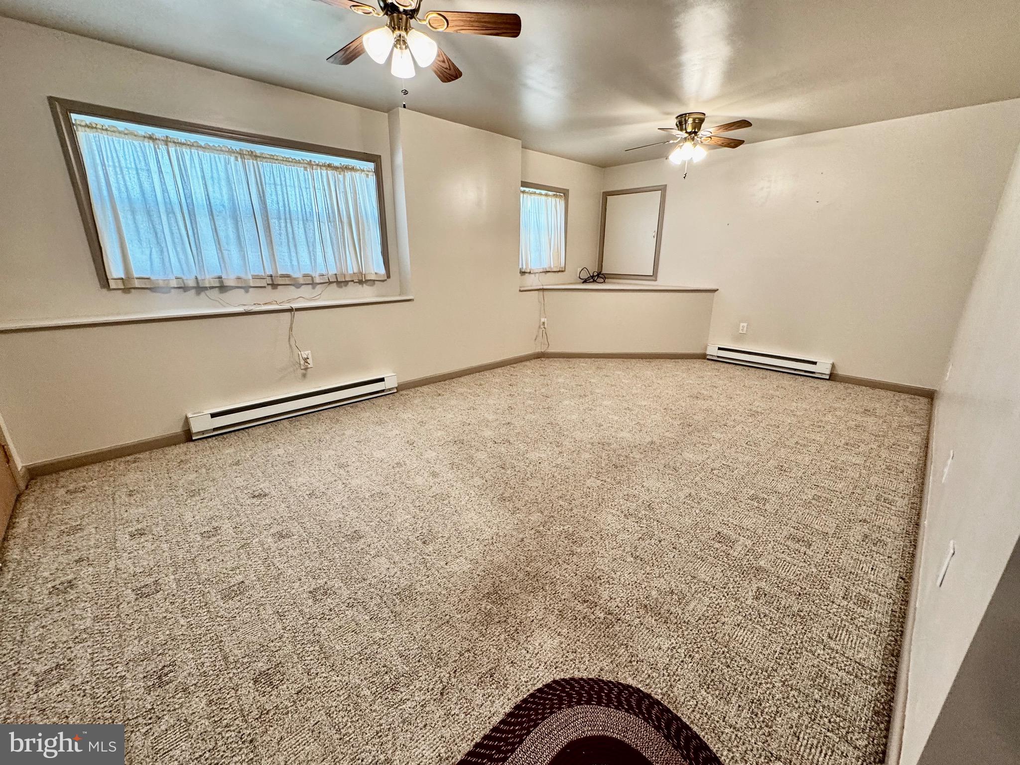 RIDGEFIELD - Residential