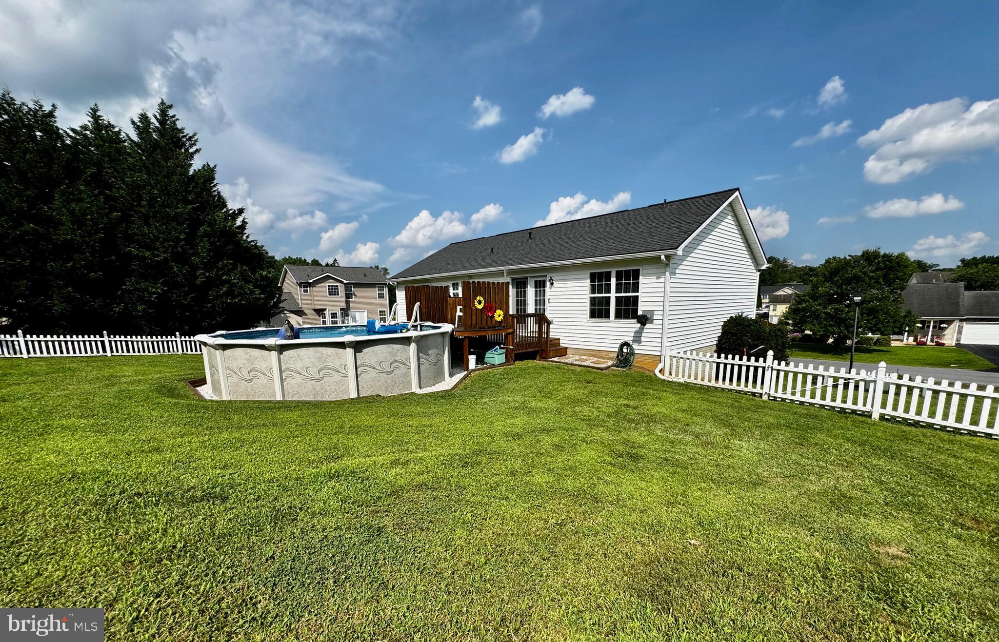 RIDGEFIELD - Residential