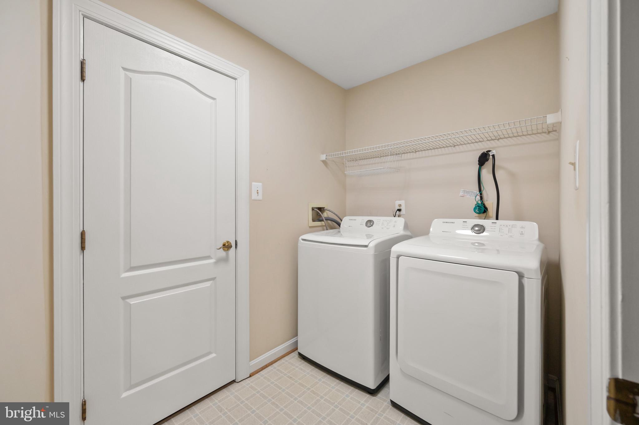 QUAKER HILL - Residential