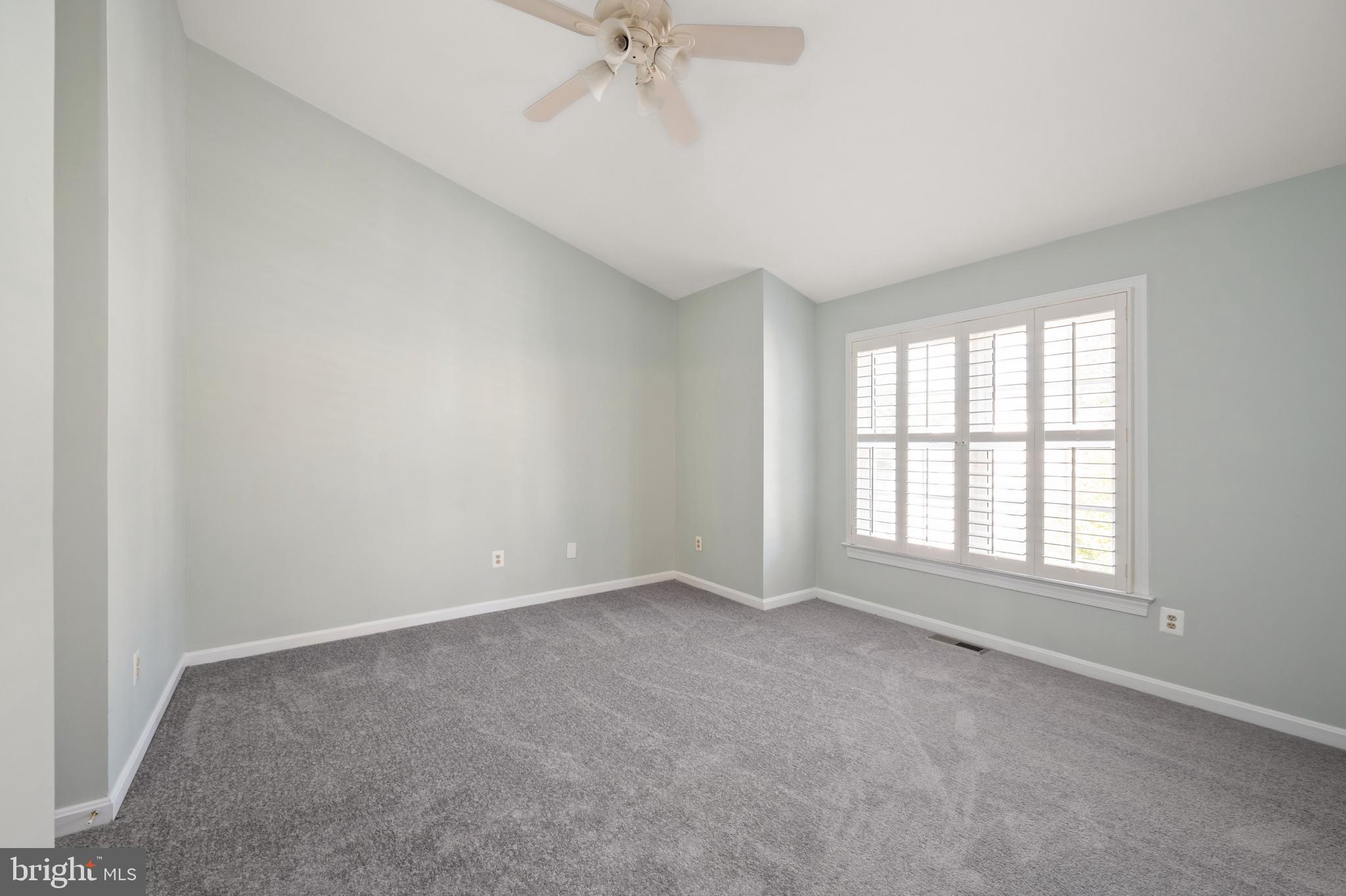 QUAKER HILL - Residential