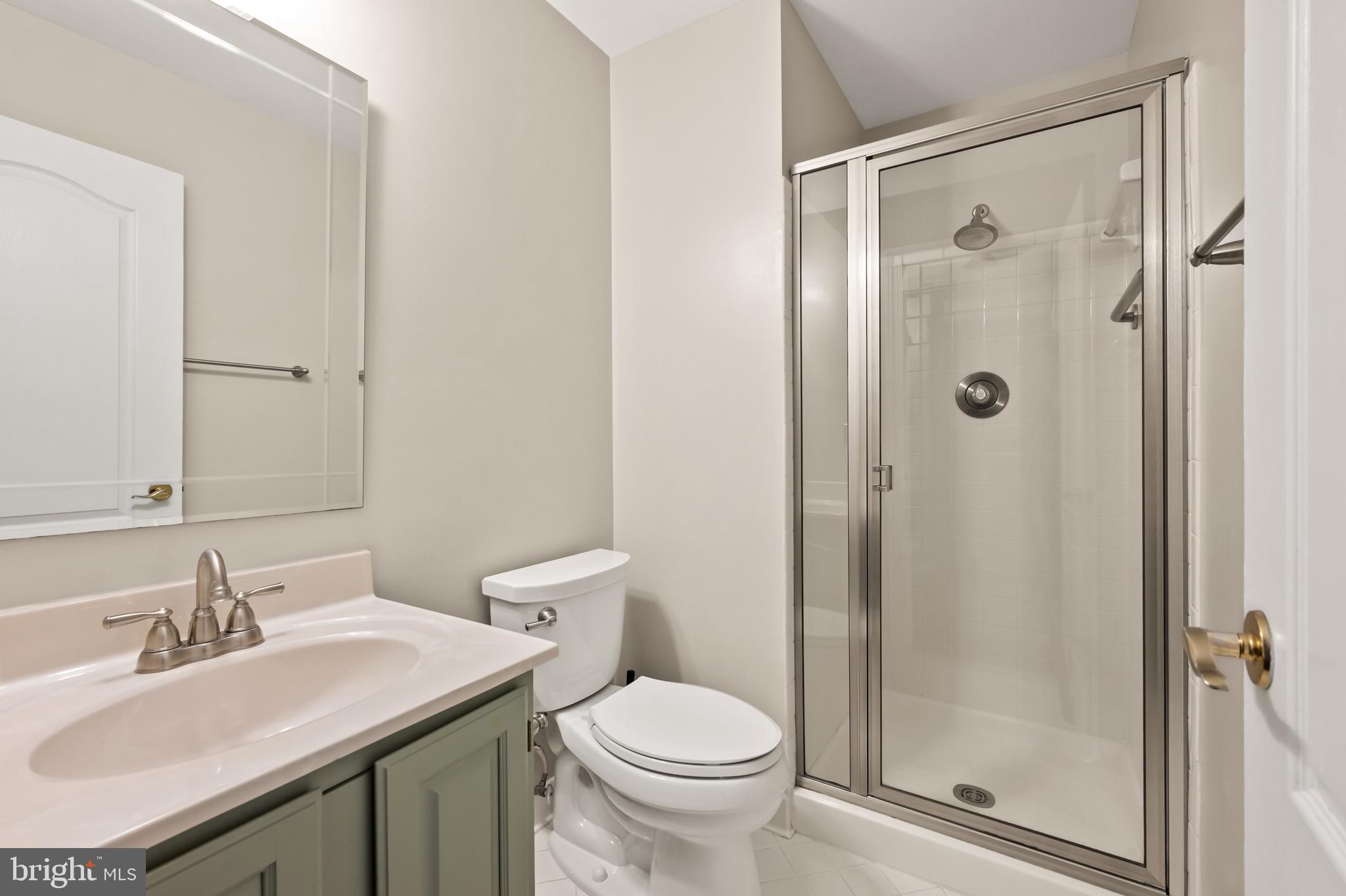 QUAKER HILL - Residential