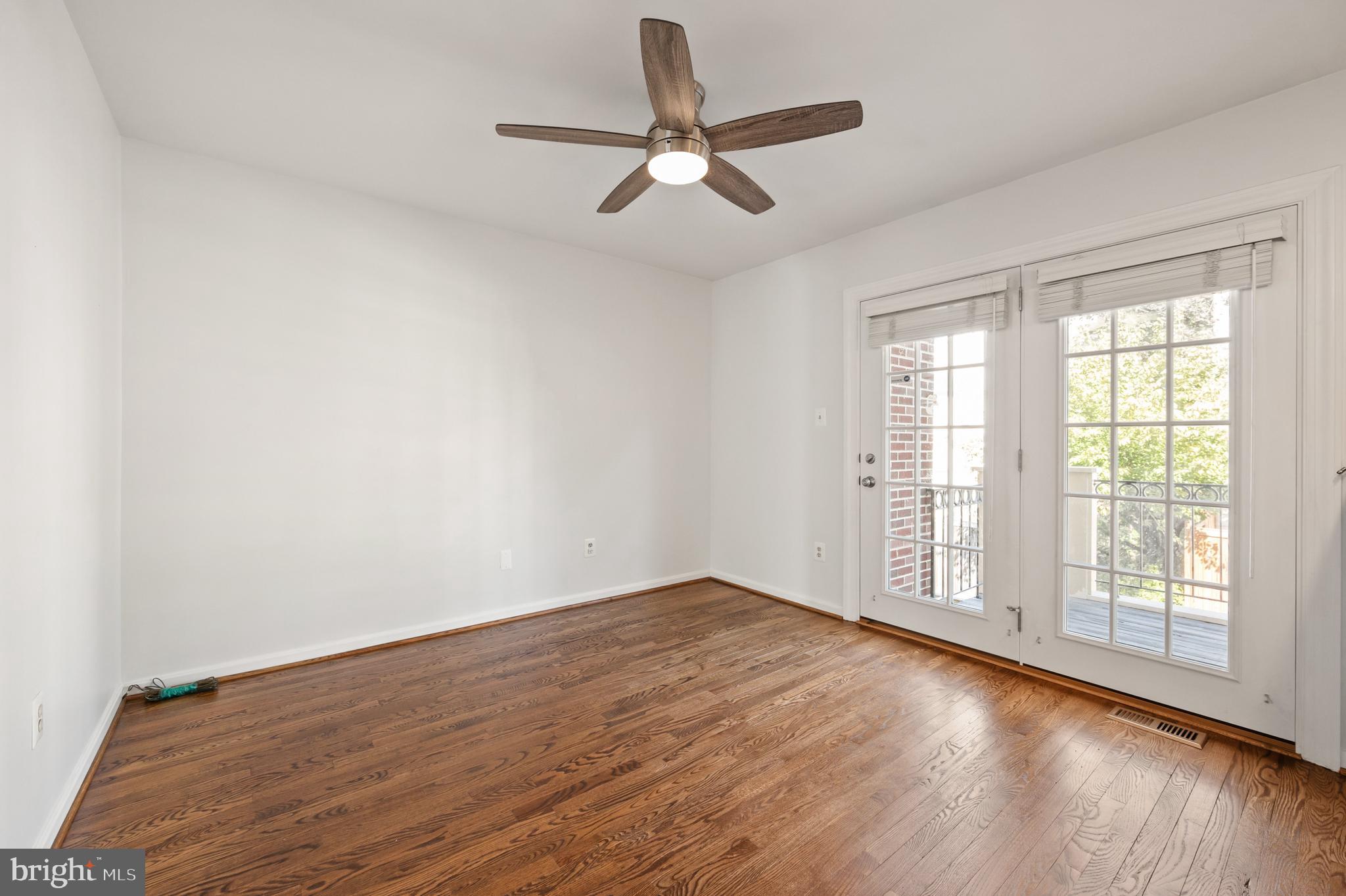 QUAKER HILL - Residential