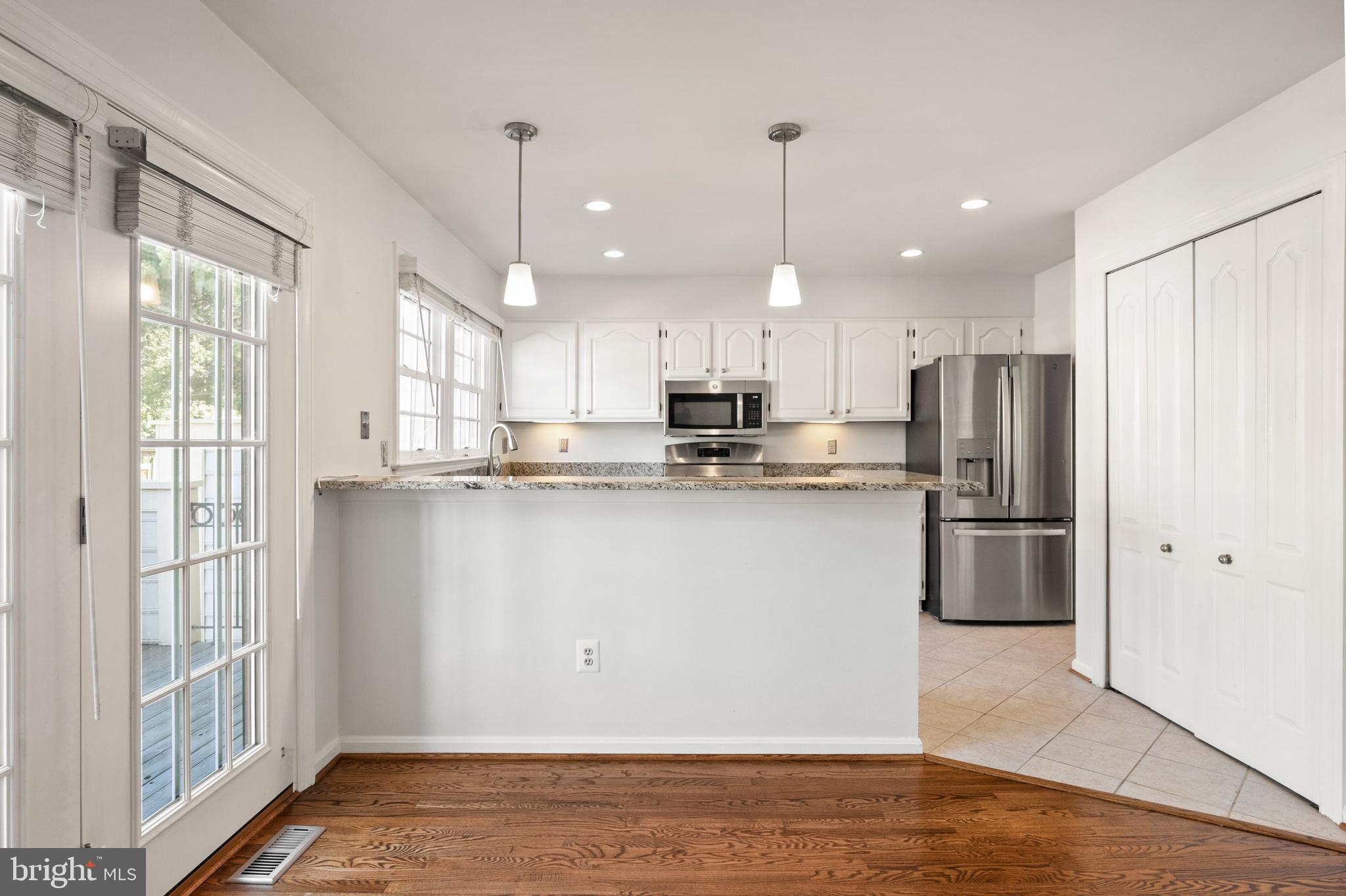 QUAKER HILL - Residential