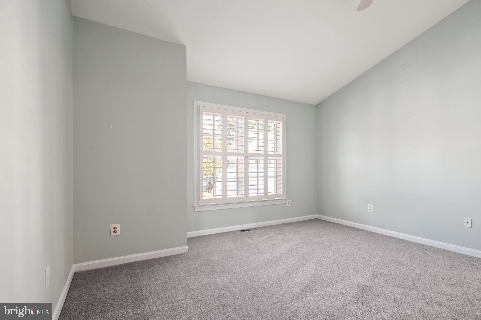 QUAKER HILL - Residential