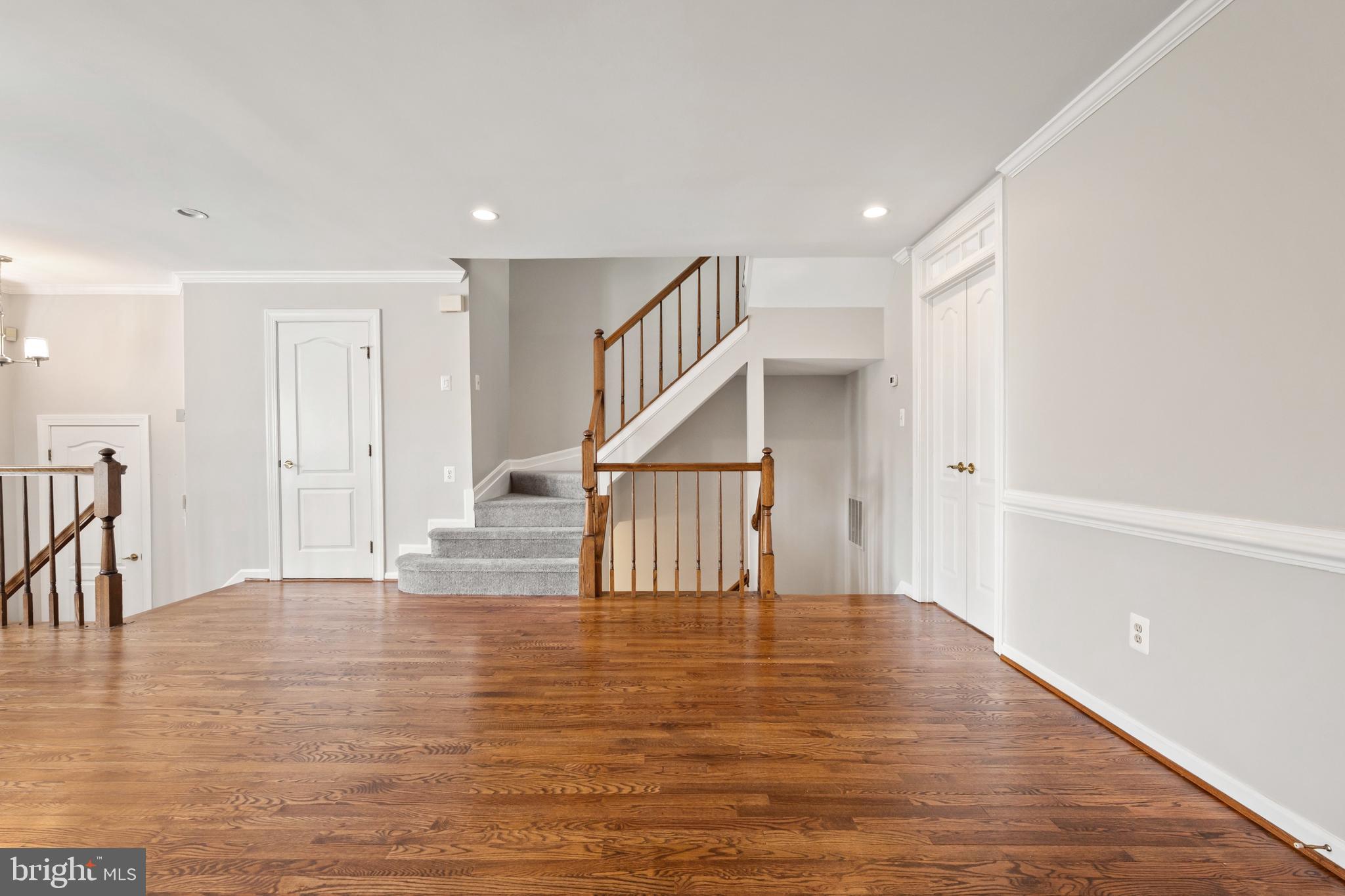 QUAKER HILL - Residential