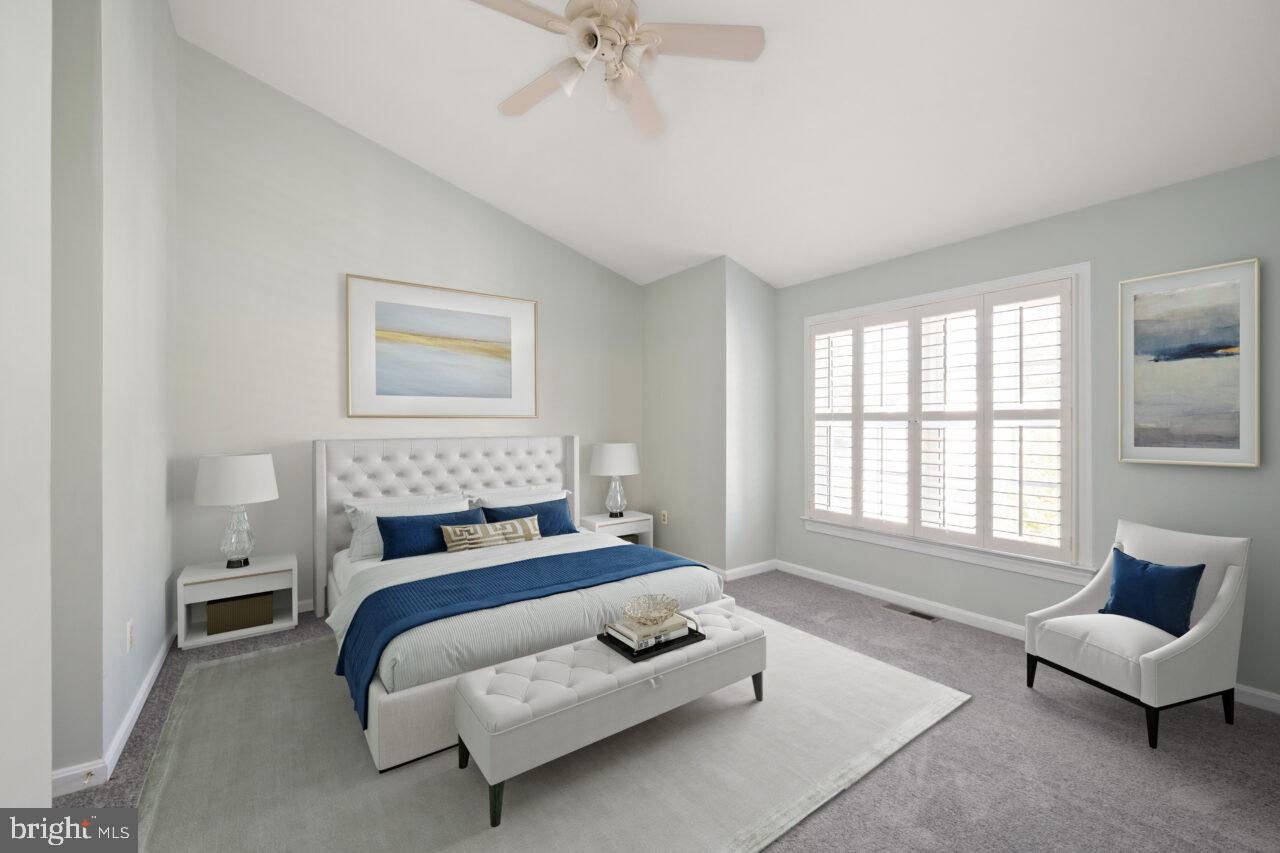 QUAKER HILL - Residential