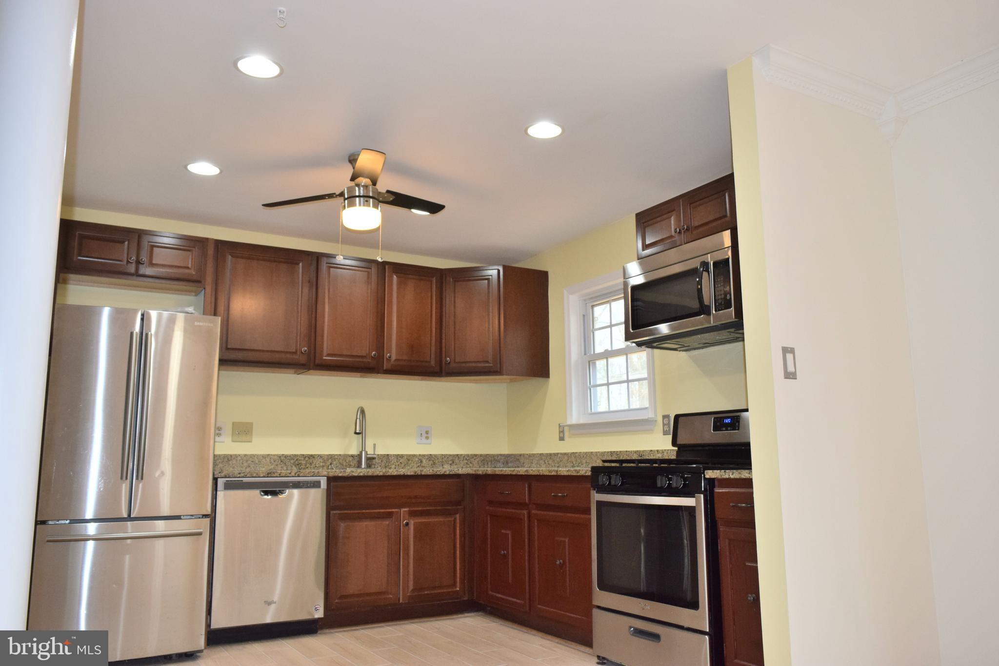 DALE CITY - Residential Lease