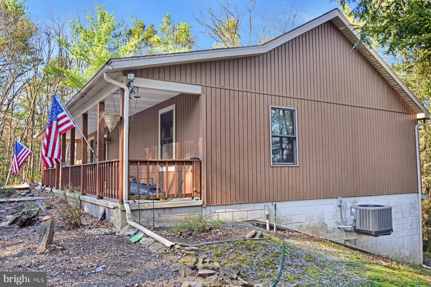 45 LAUREL LANE