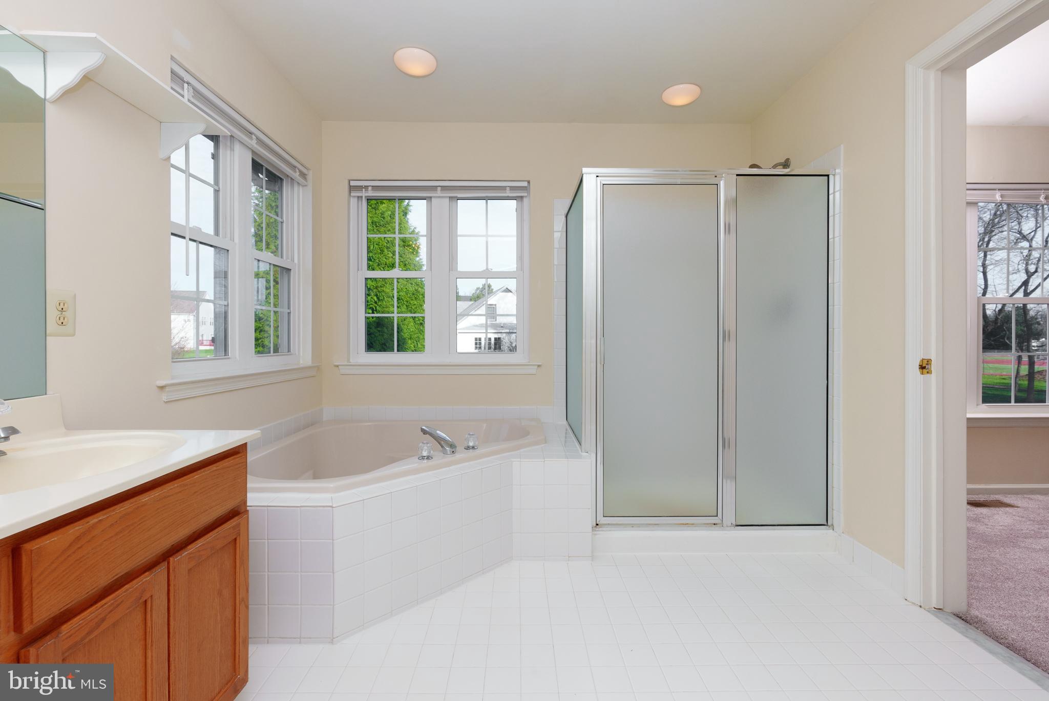 MALVERN WOODS - Residential Lease