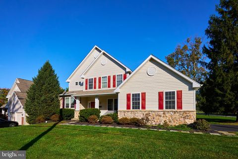 Photo of 411 Old Lincoln Highway, MALVERN, PA 19355 (MLS # PACT2114796)