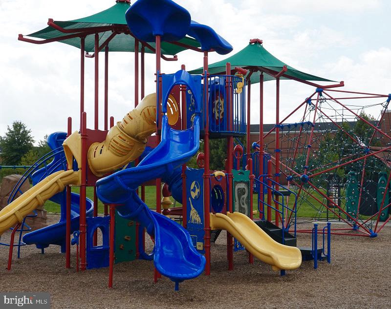 FAIRWOOD - Residential