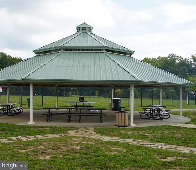 FAIRWOOD - Residential