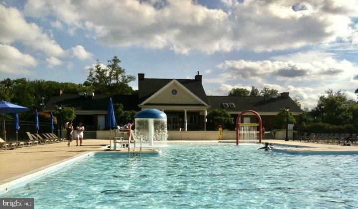 FAIRWOOD - Residential