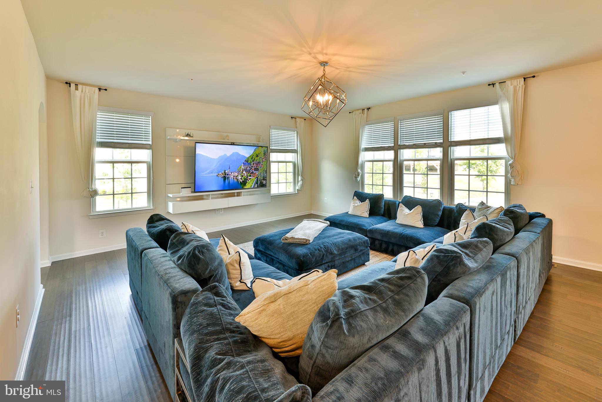 FAIRWOOD - Residential