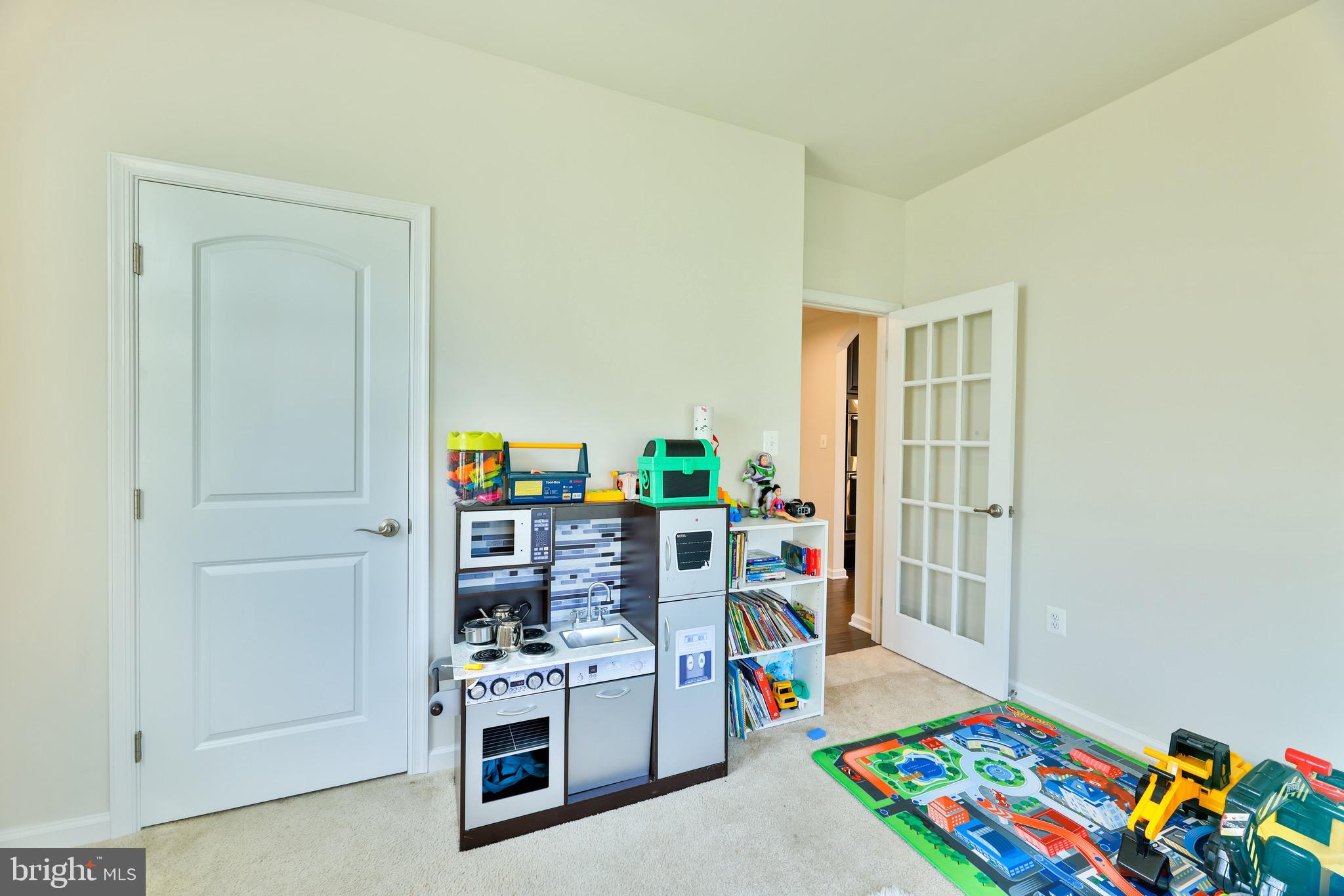 FAIRWOOD - Residential