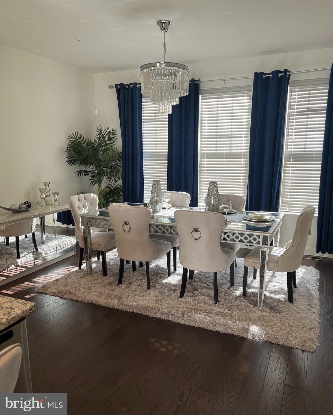 WOOD GLEN - Residential Lease