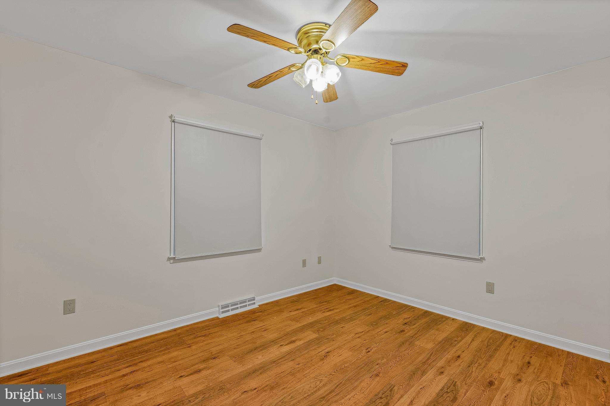 TOWN CREEK - Residential