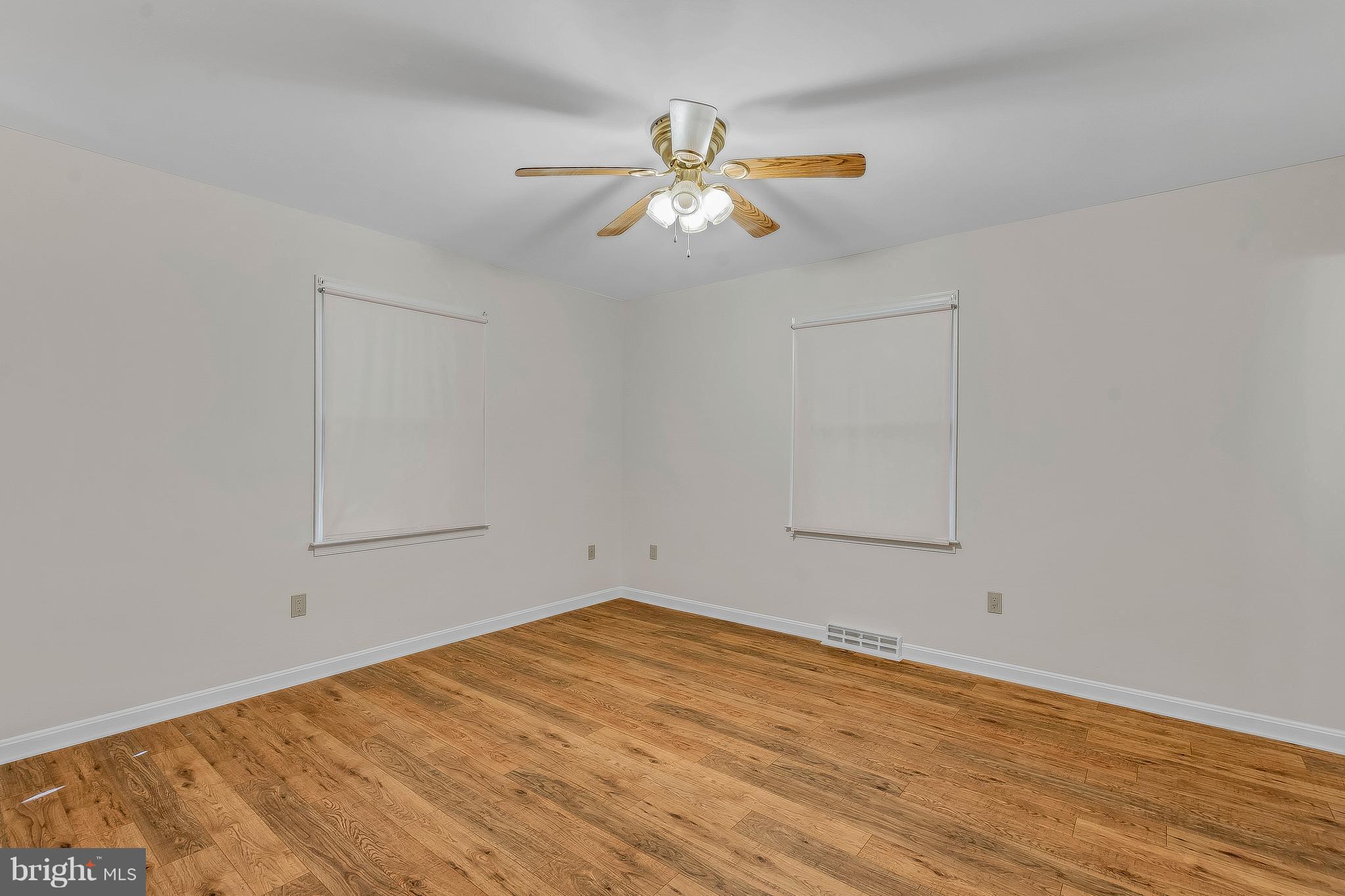 TOWN CREEK - Residential