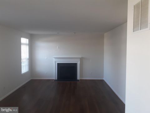 3320 ANNE DE BOURGH DRIVE TRIANGLE VA 22172