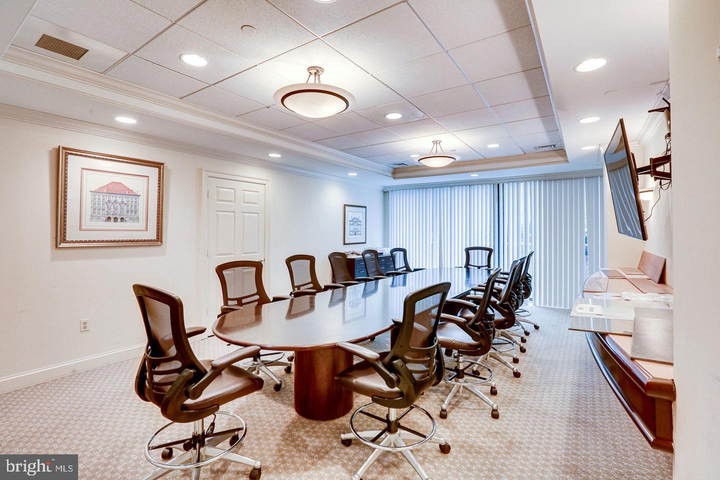 RENAISSANCE AT TYSONS - Residential Lease