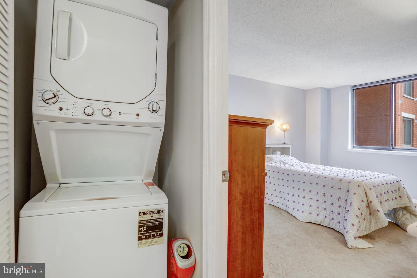 RENAISSANCE AT TYSONS - Residential Lease