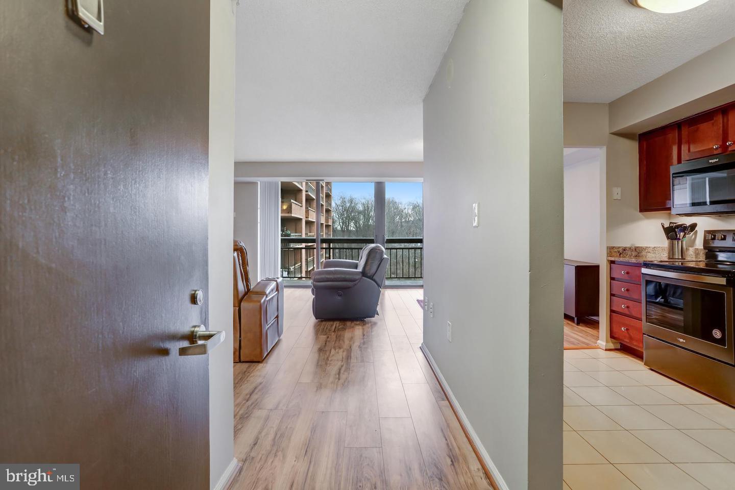 RENAISSANCE AT TYSONS - Residential Lease