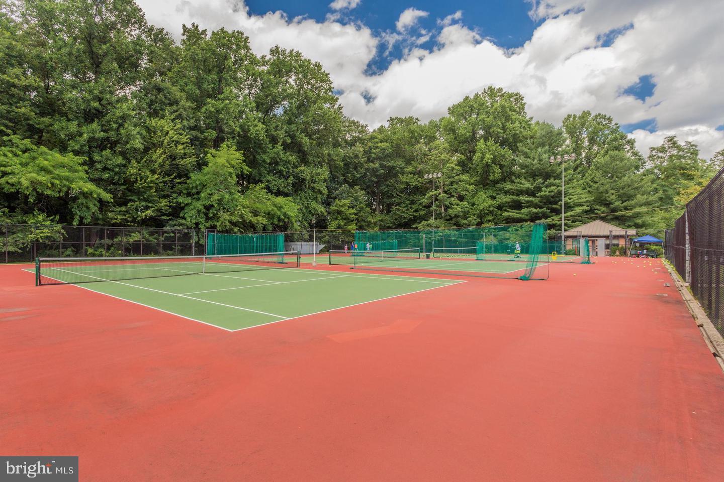 RENAISSANCE AT TYSONS - Residential Lease