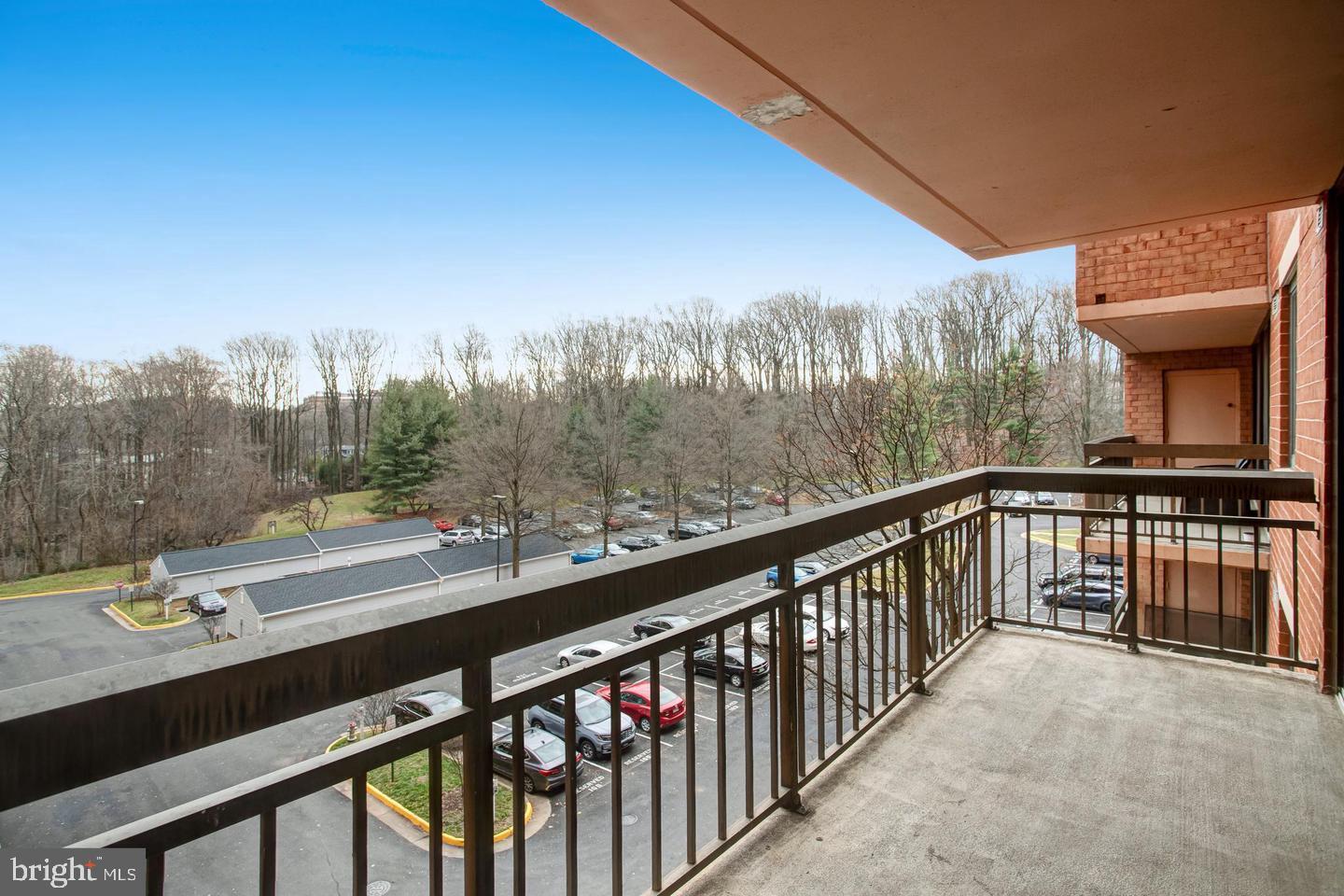 RENAISSANCE AT TYSONS - Residential Lease