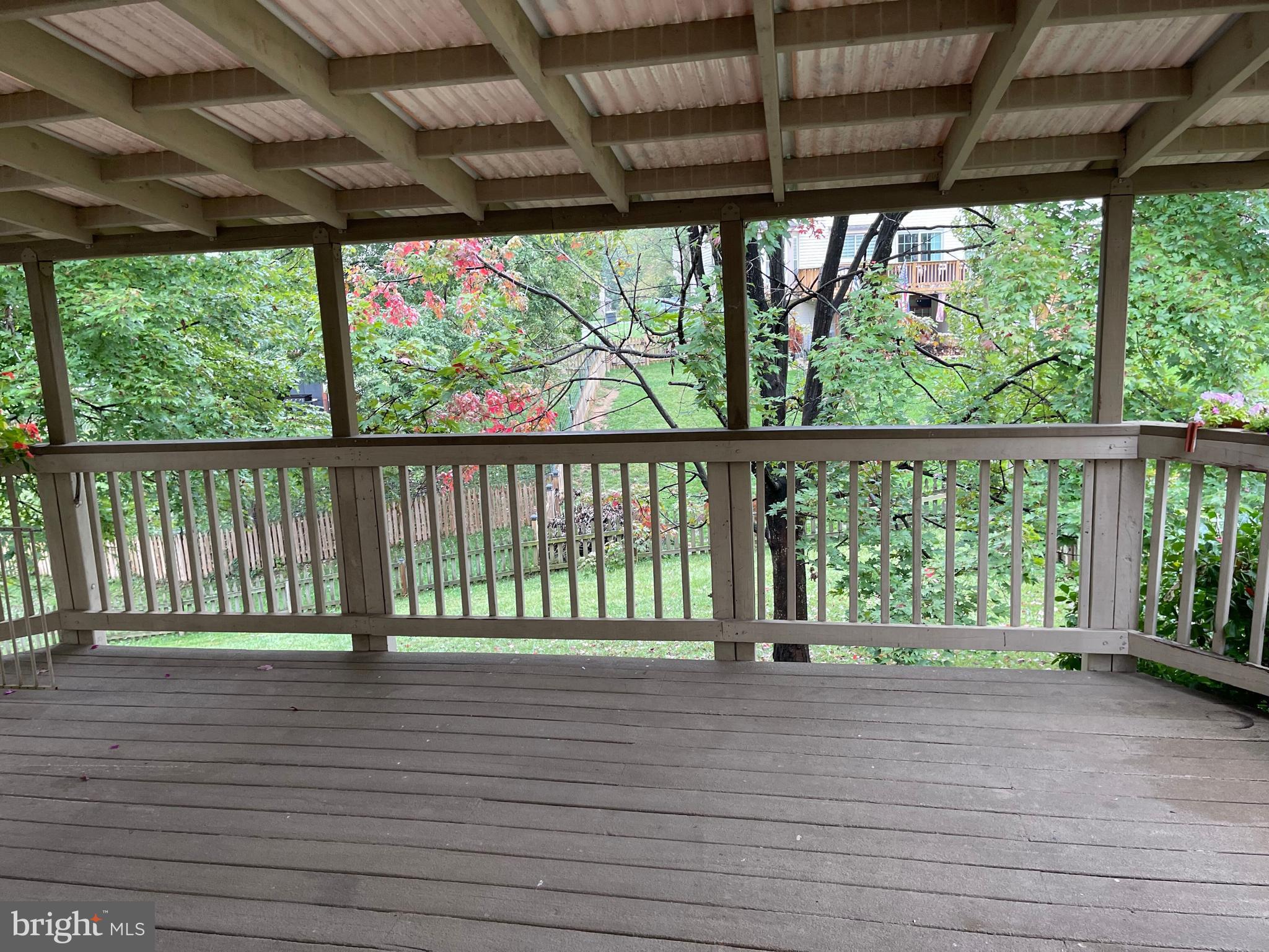 TWIN OAKS FARM - Residential Lease