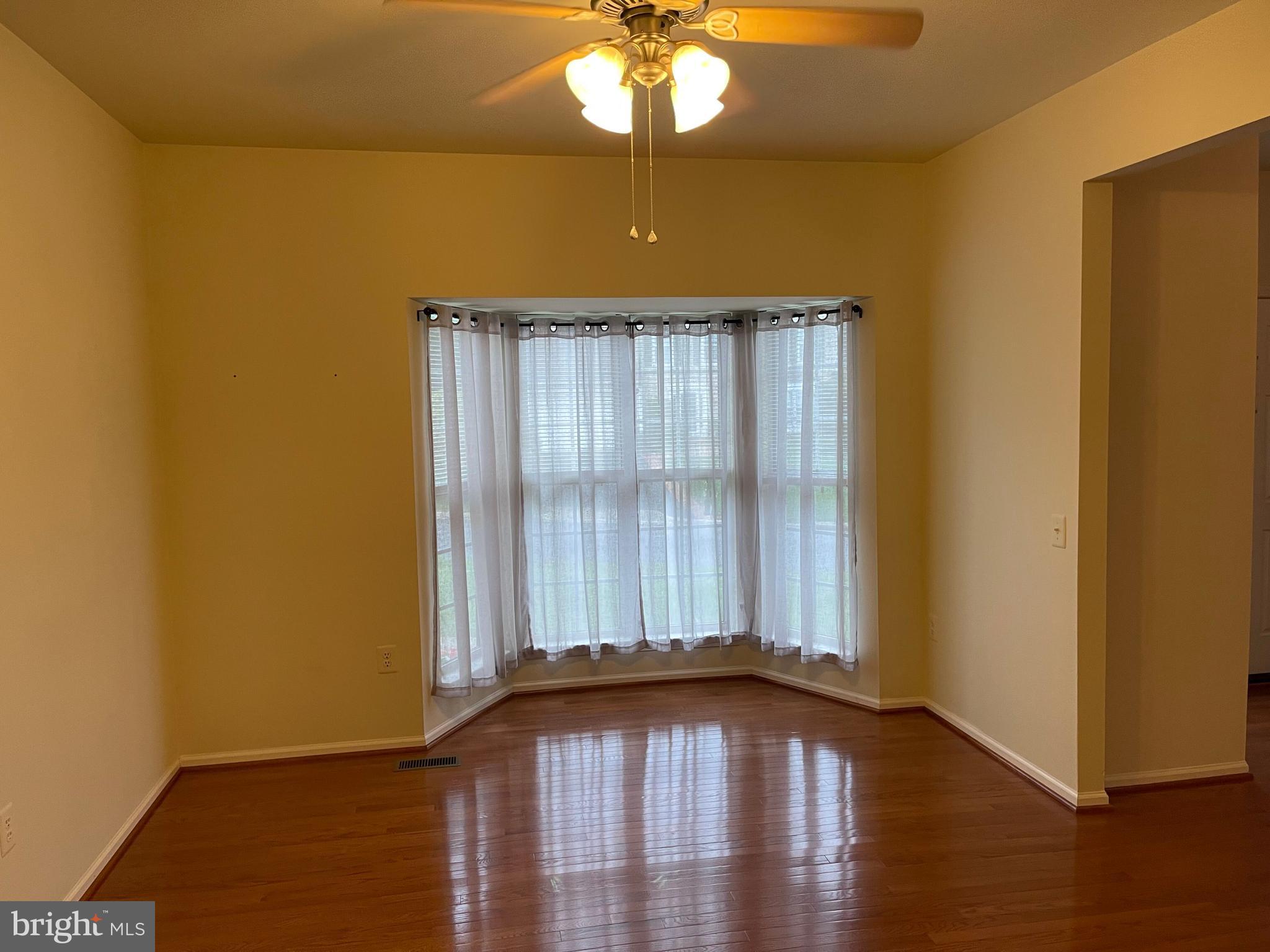 2807 WHITE BIRCH COURT