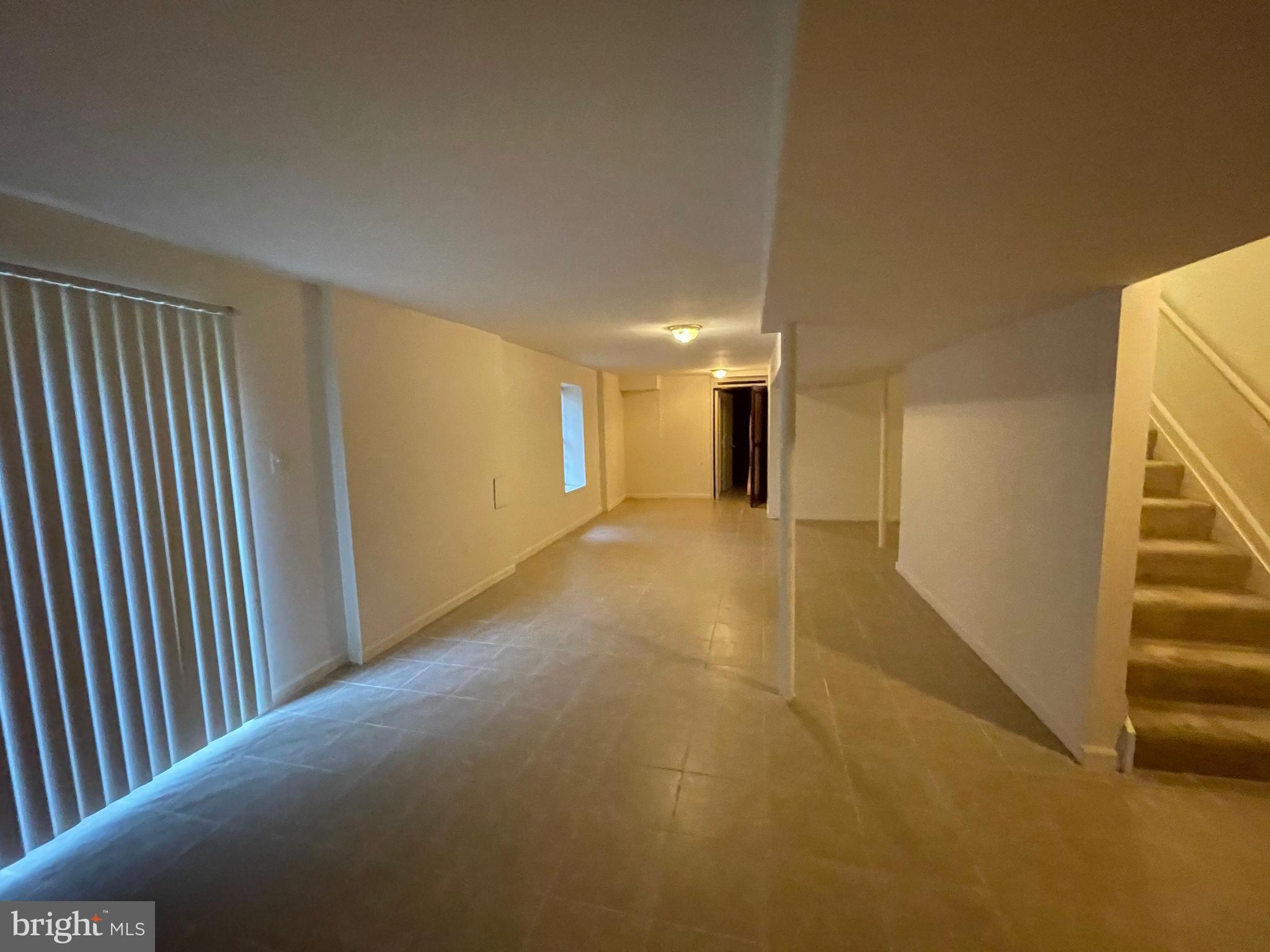 TWIN OAKS FARM - Residential Lease