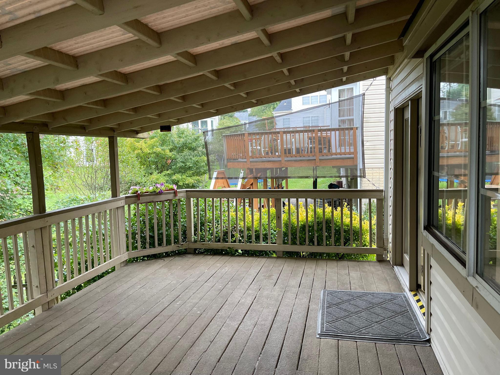 TWIN OAKS FARM - Residential Lease