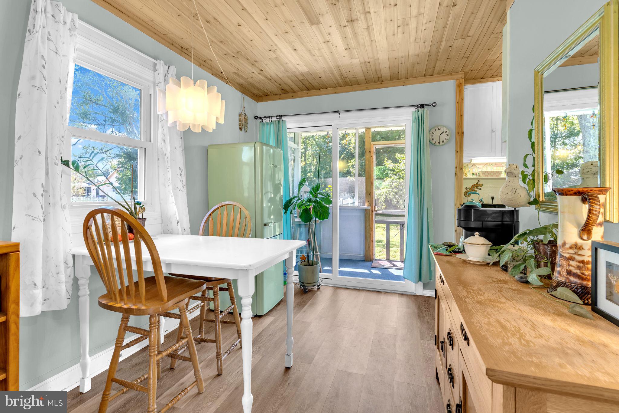 COVE POINT - Residential