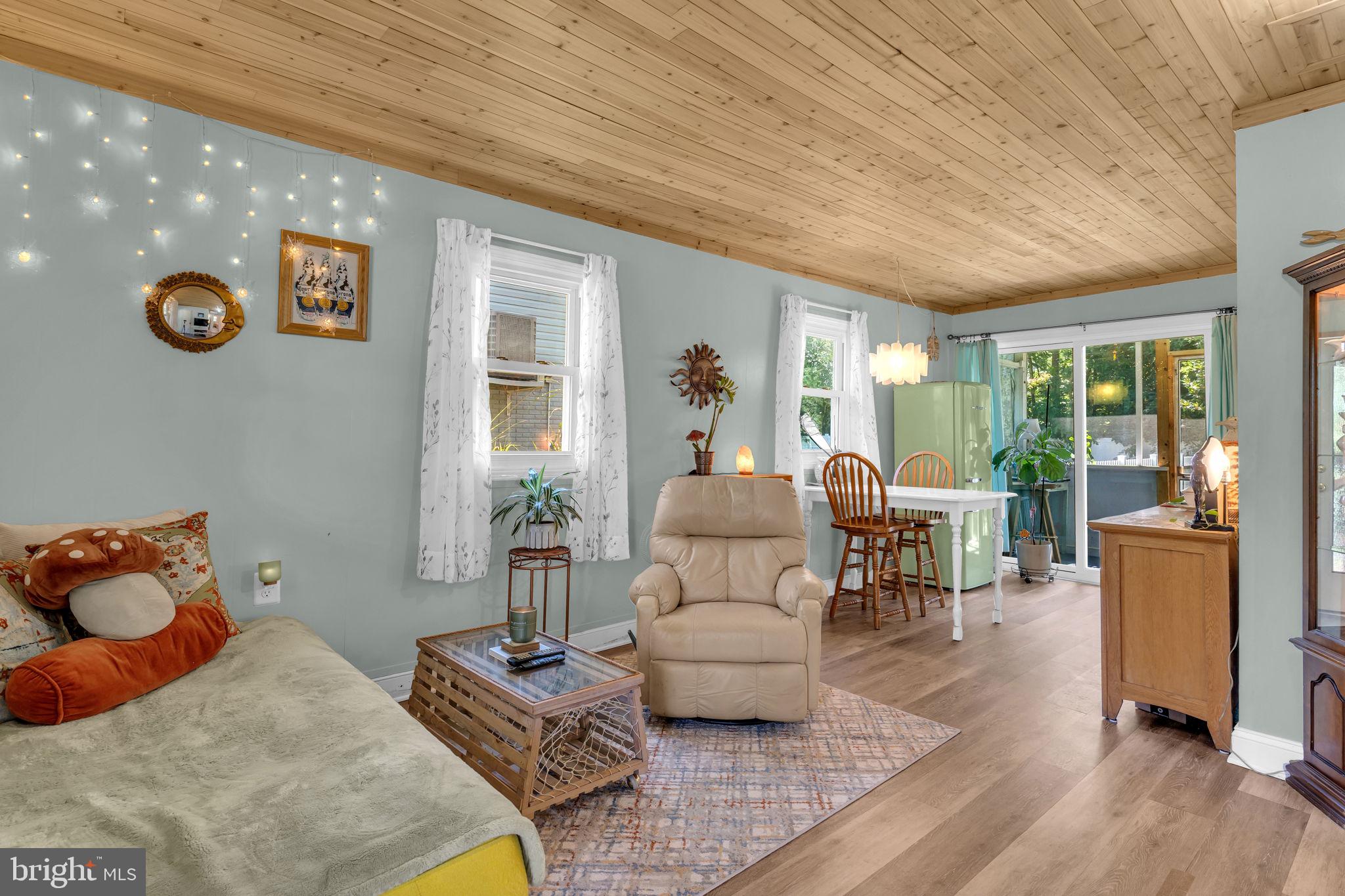 COVE POINT - Residential