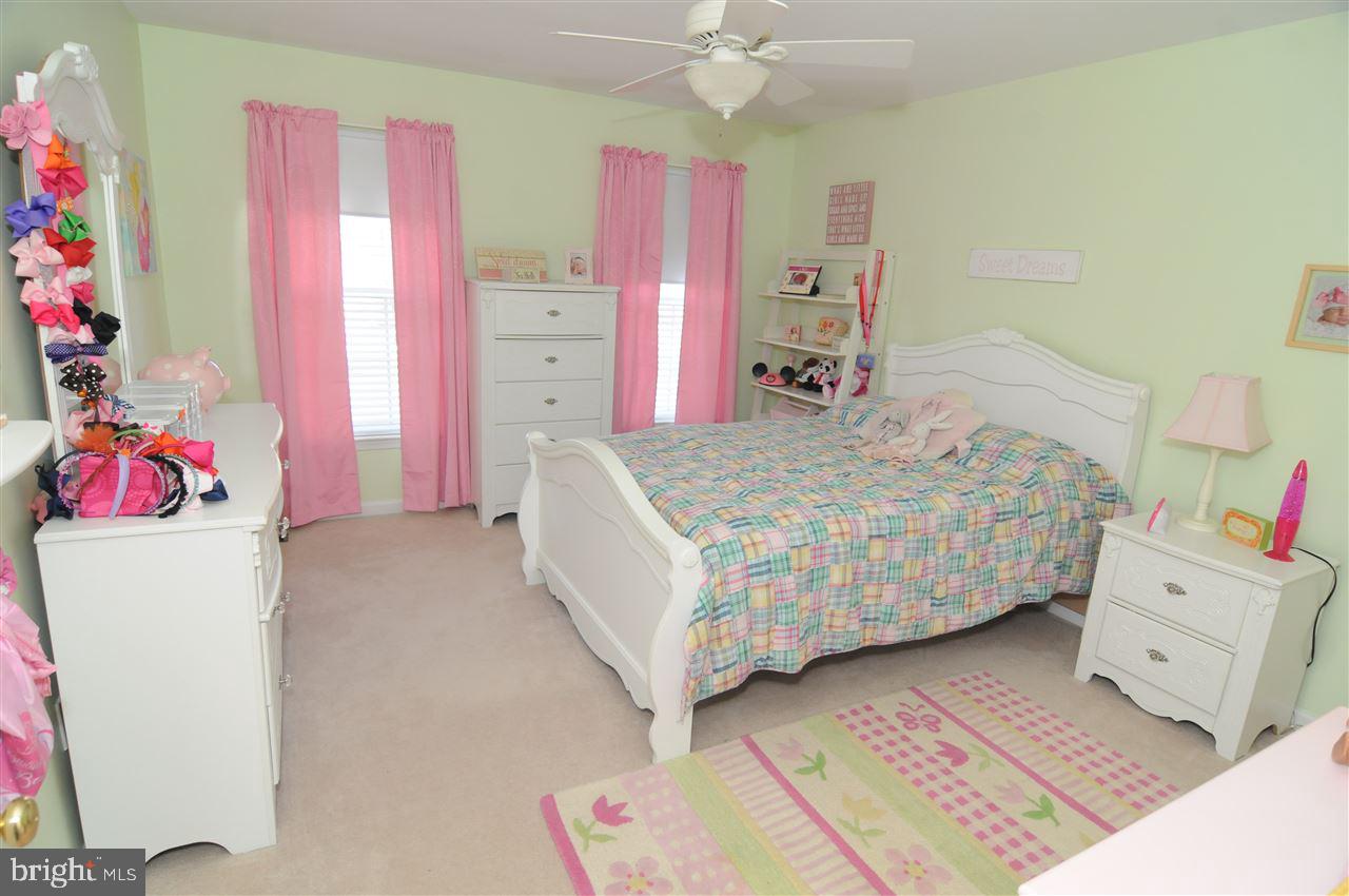 VALLEY GROVE - Residential