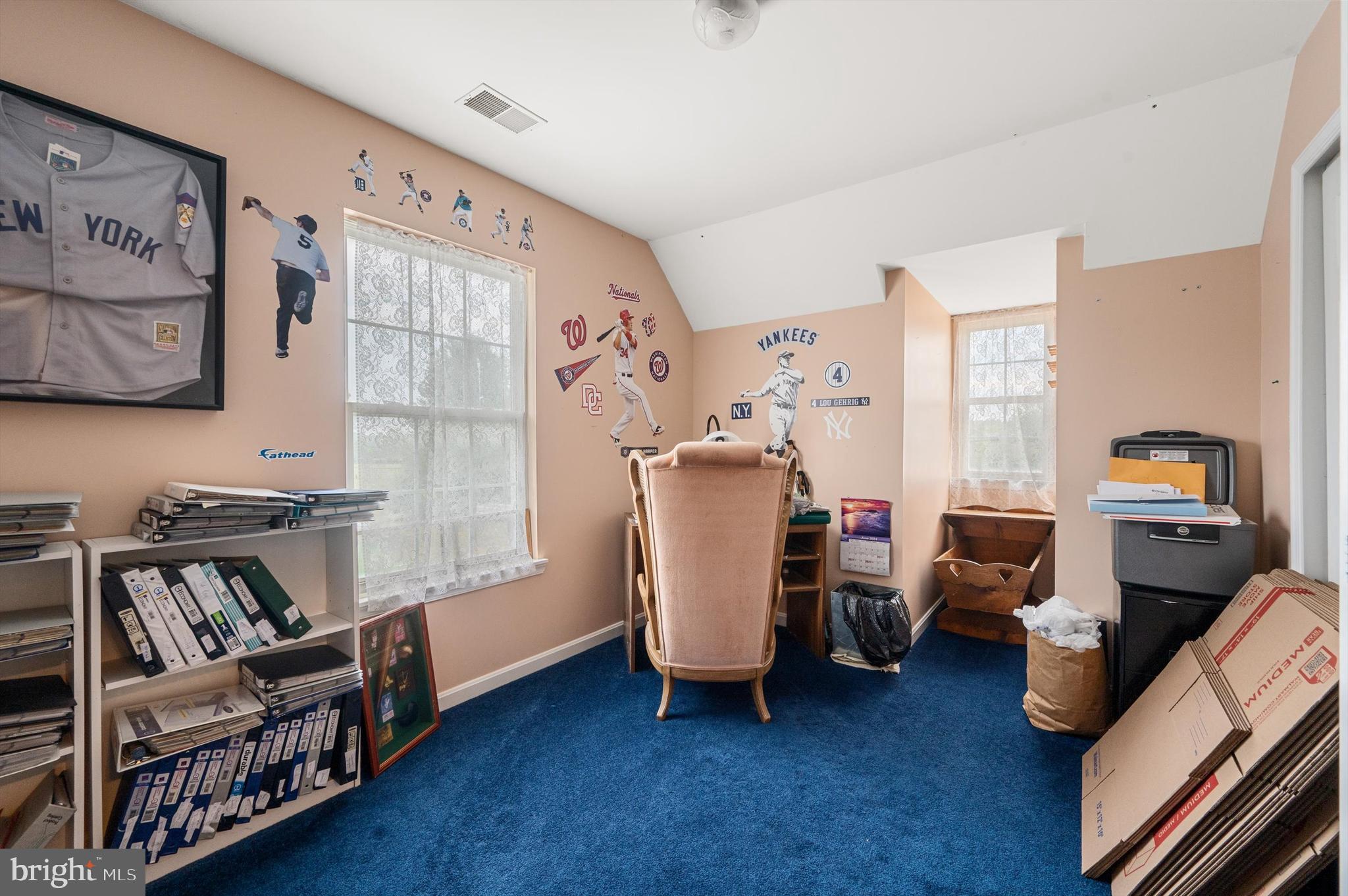 LAURA BAILEY - Residential