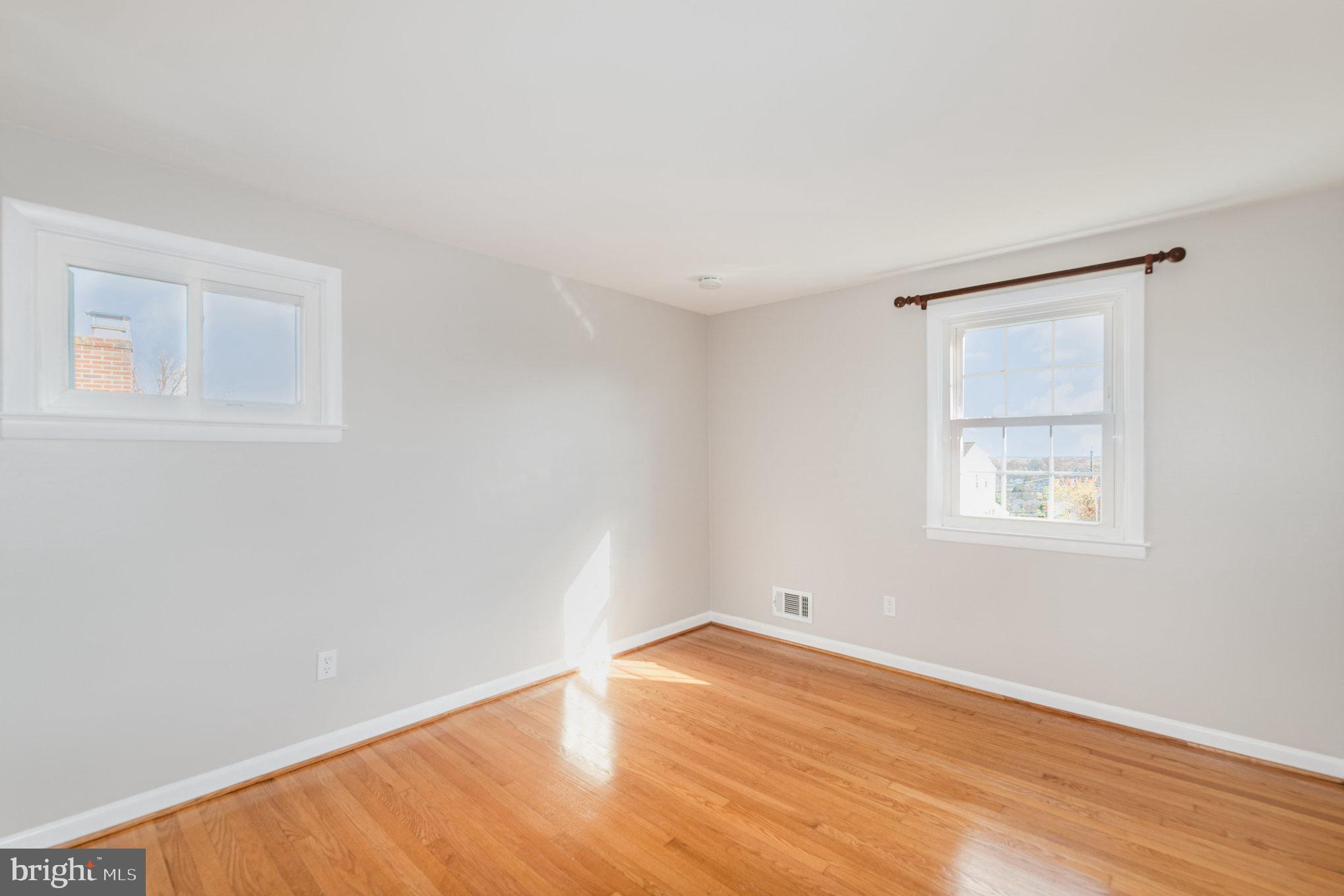 CAMELOT - Residential