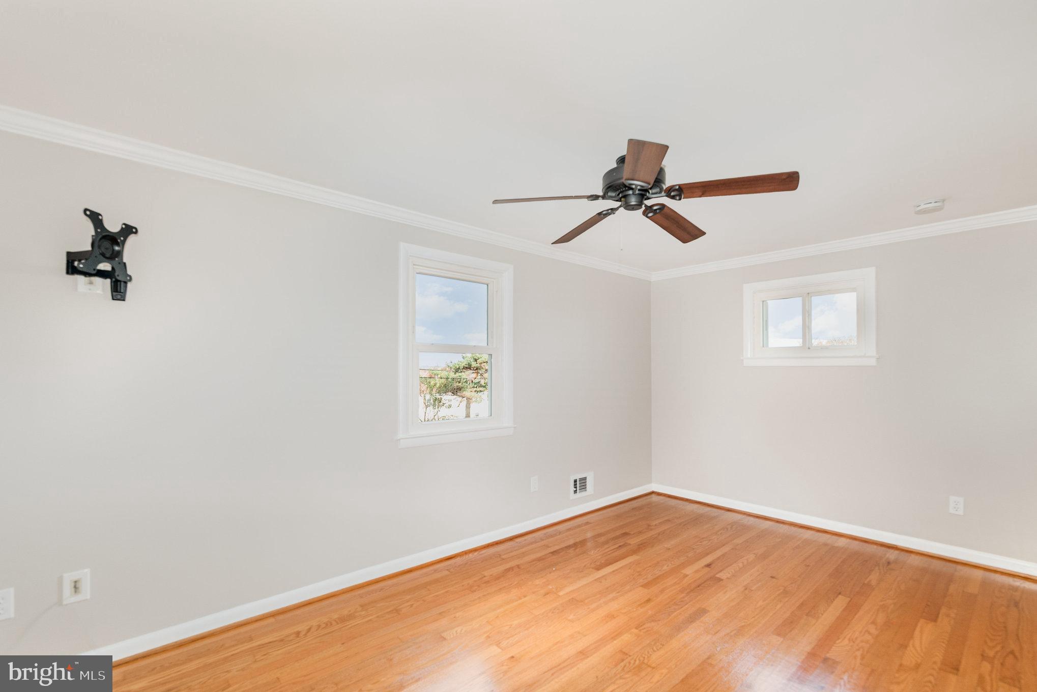 CAMELOT - Residential