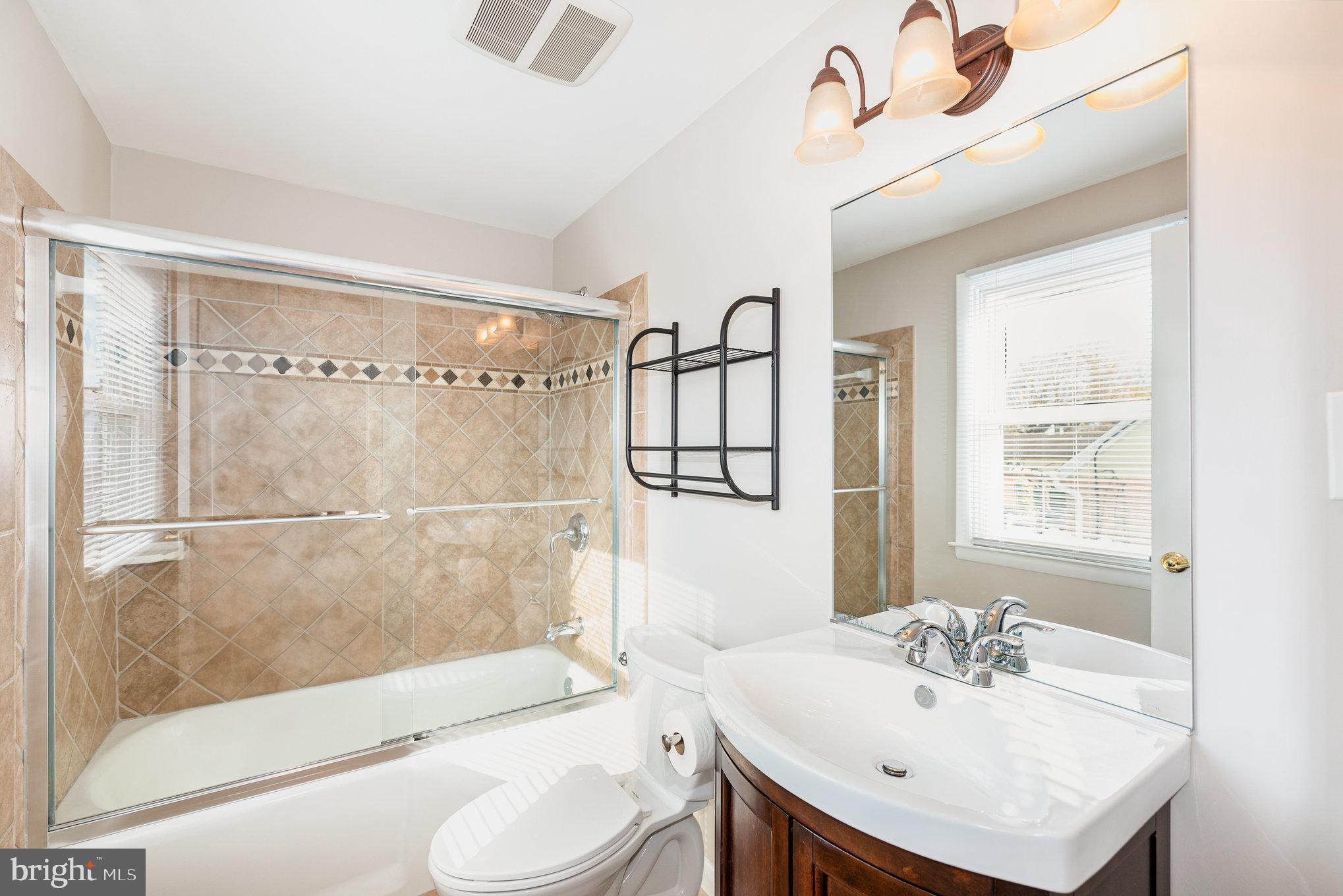 CAMELOT - Residential