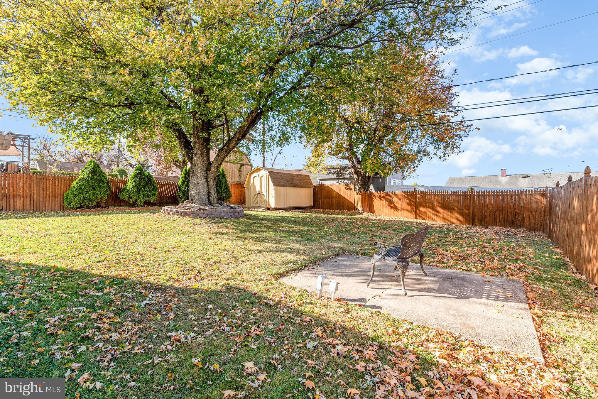 CAMELOT - Residential