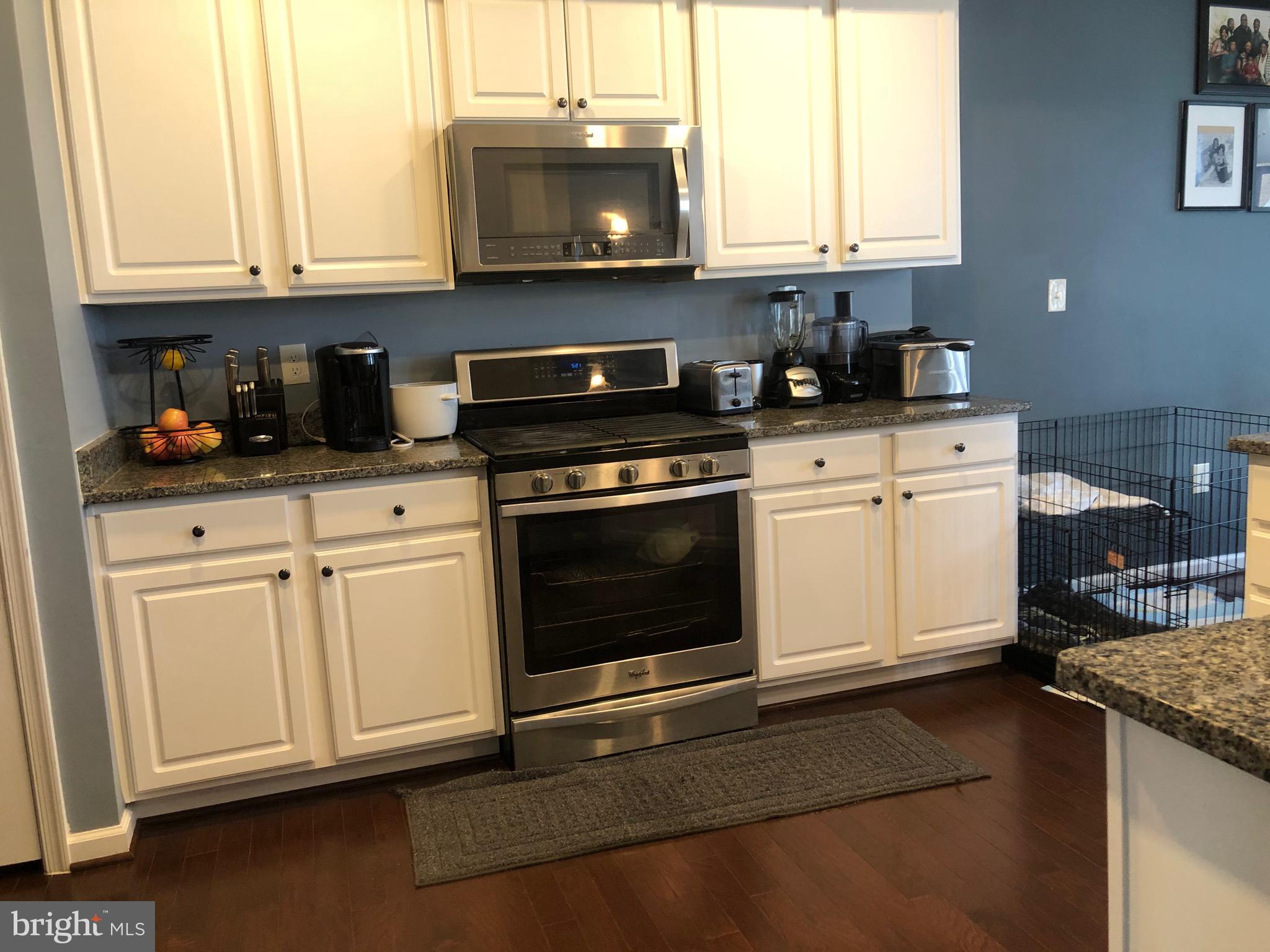 JEFFERSON JUNCTION - Residential Lease