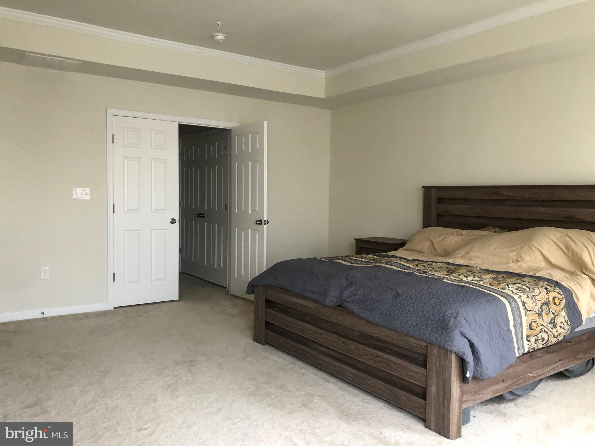 JEFFERSON JUNCTION - Residential Lease