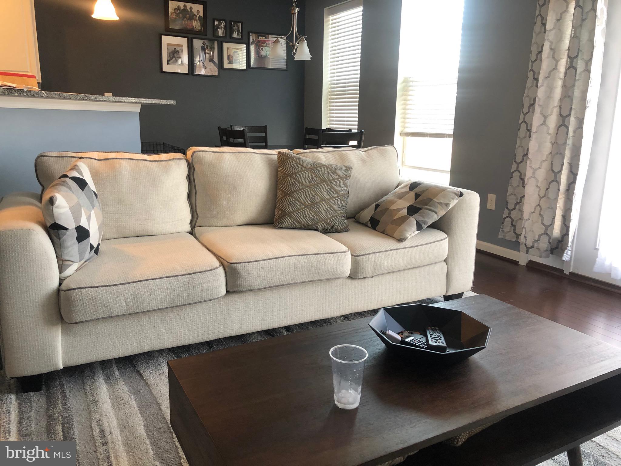JEFFERSON JUNCTION - Residential Lease