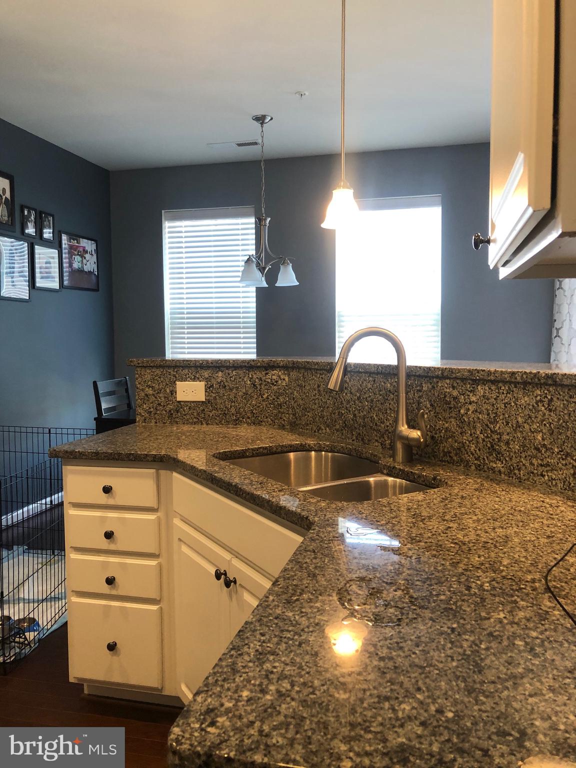 JEFFERSON JUNCTION - Residential Lease