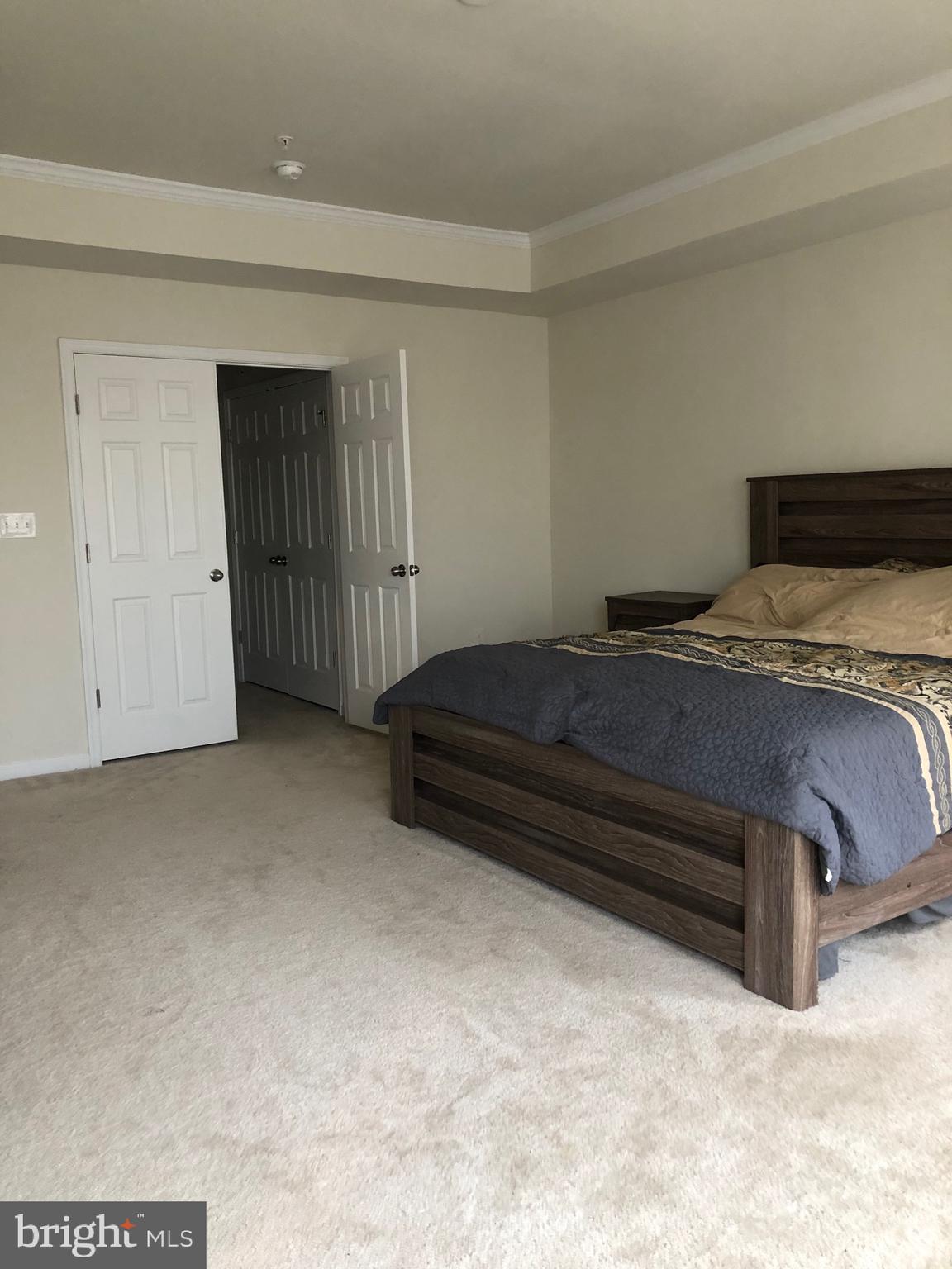 JEFFERSON JUNCTION - Residential Lease